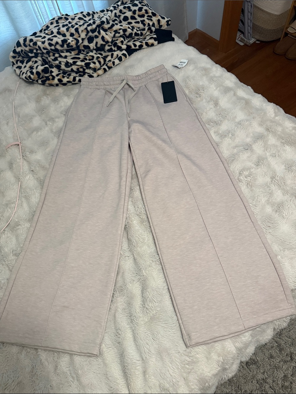 Womens Cozy Drawstring Sweatpants - Cream brand new w tags - Picture 14 of 14